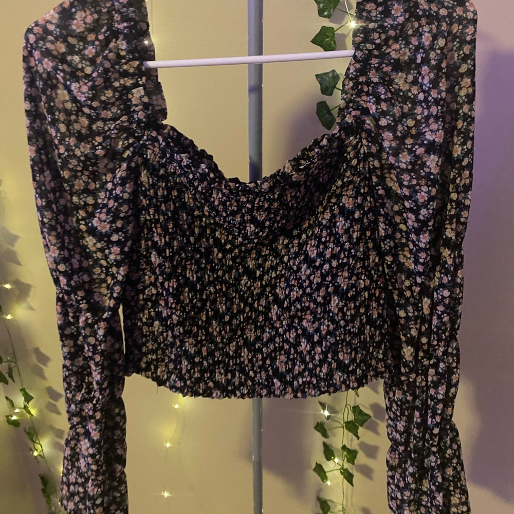 Wild Fable Boho Top Smocked Floral Print with Puff Sleeves • Used • Size: Medium